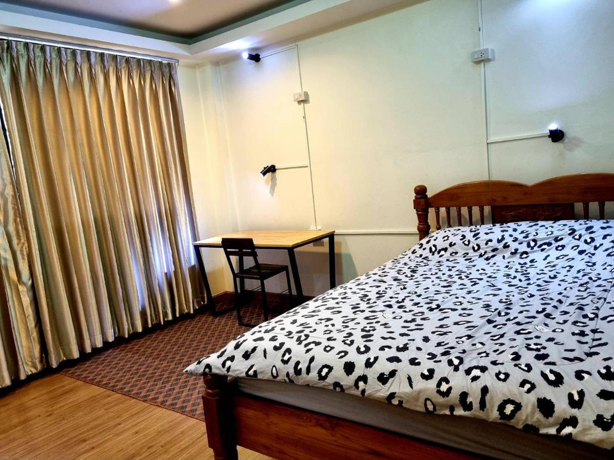 T2B Hostel Chiang Mai Exterior photo