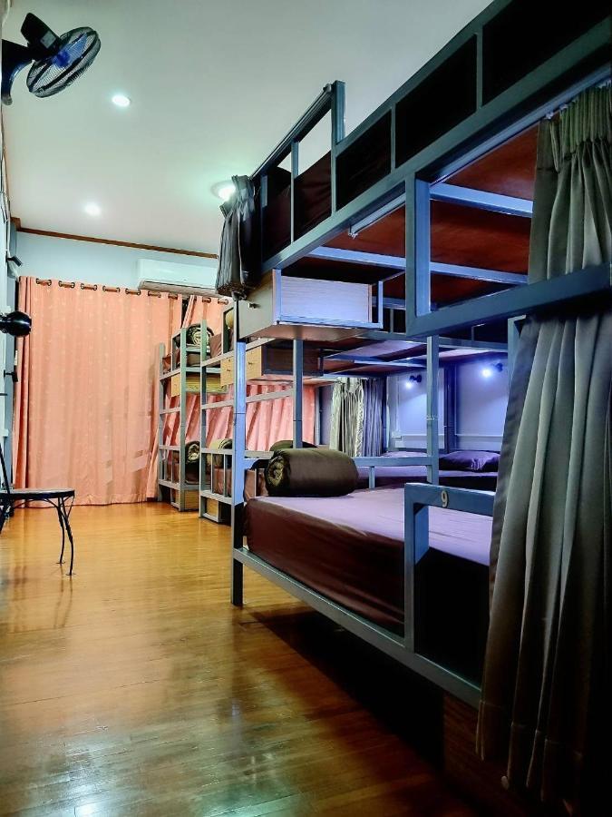 T2B Hostel Chiang Mai Exterior photo